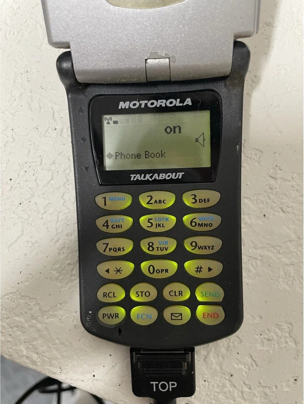 TURNS ON Motorola Talkabout T8097 - Blue and Silver ( AT&T ) Very Rare TDMA